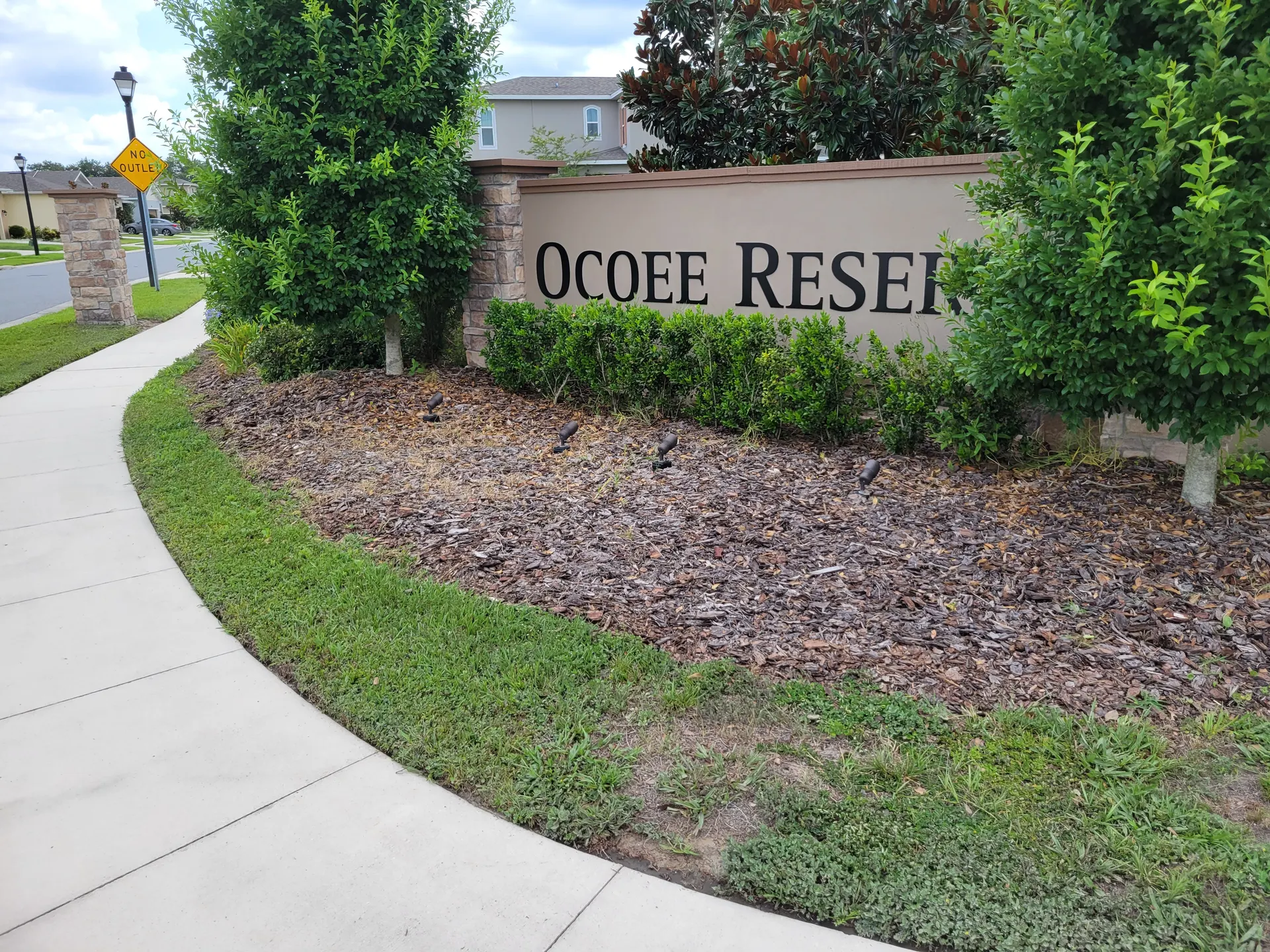 How Much Does Pressure Washing Cost in Central Florida?